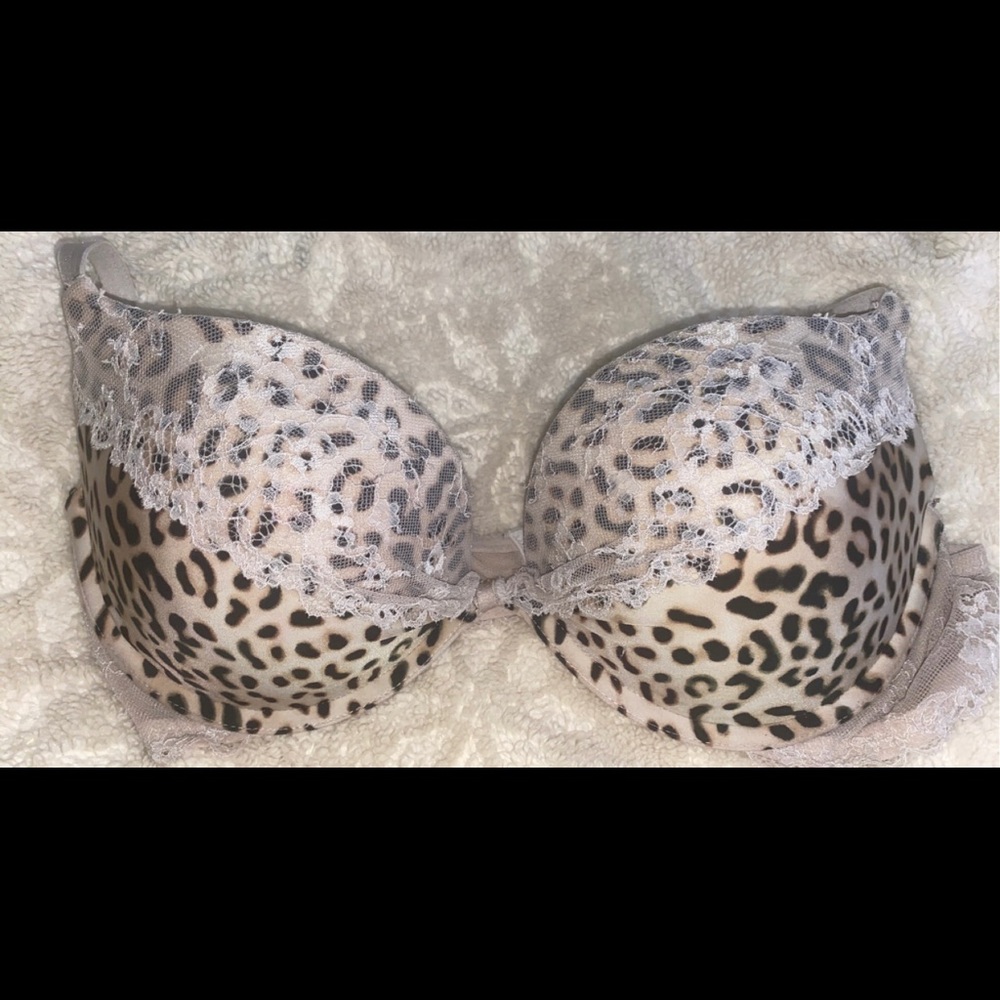 Victoria’s Secret bra